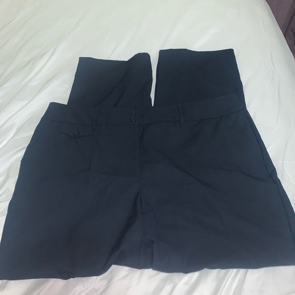 in every story… Women’s Pants Trousers Curvy Fit Straight Leg Size 24 - Picture 4 of 9